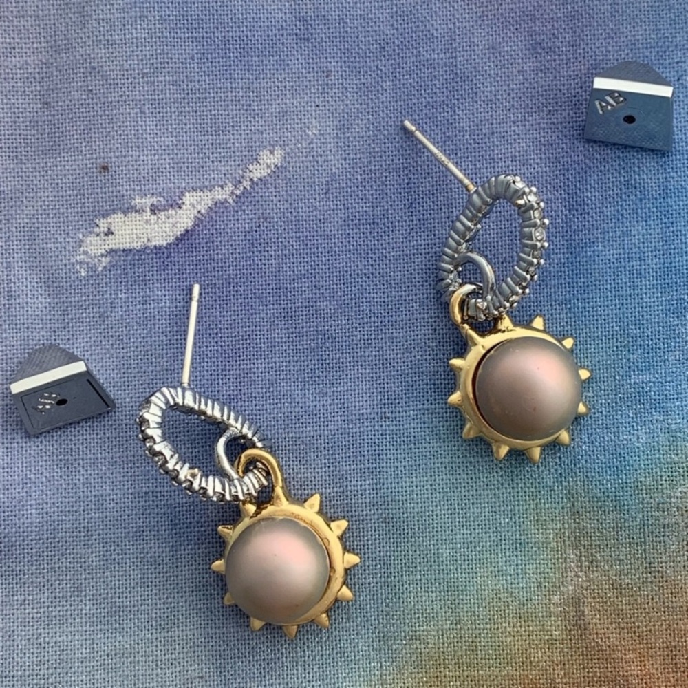 Alexis Bittar Gold Silver Sculpted Georgian Star Pearl Drop Statement Earrings - Picture 3 of 15